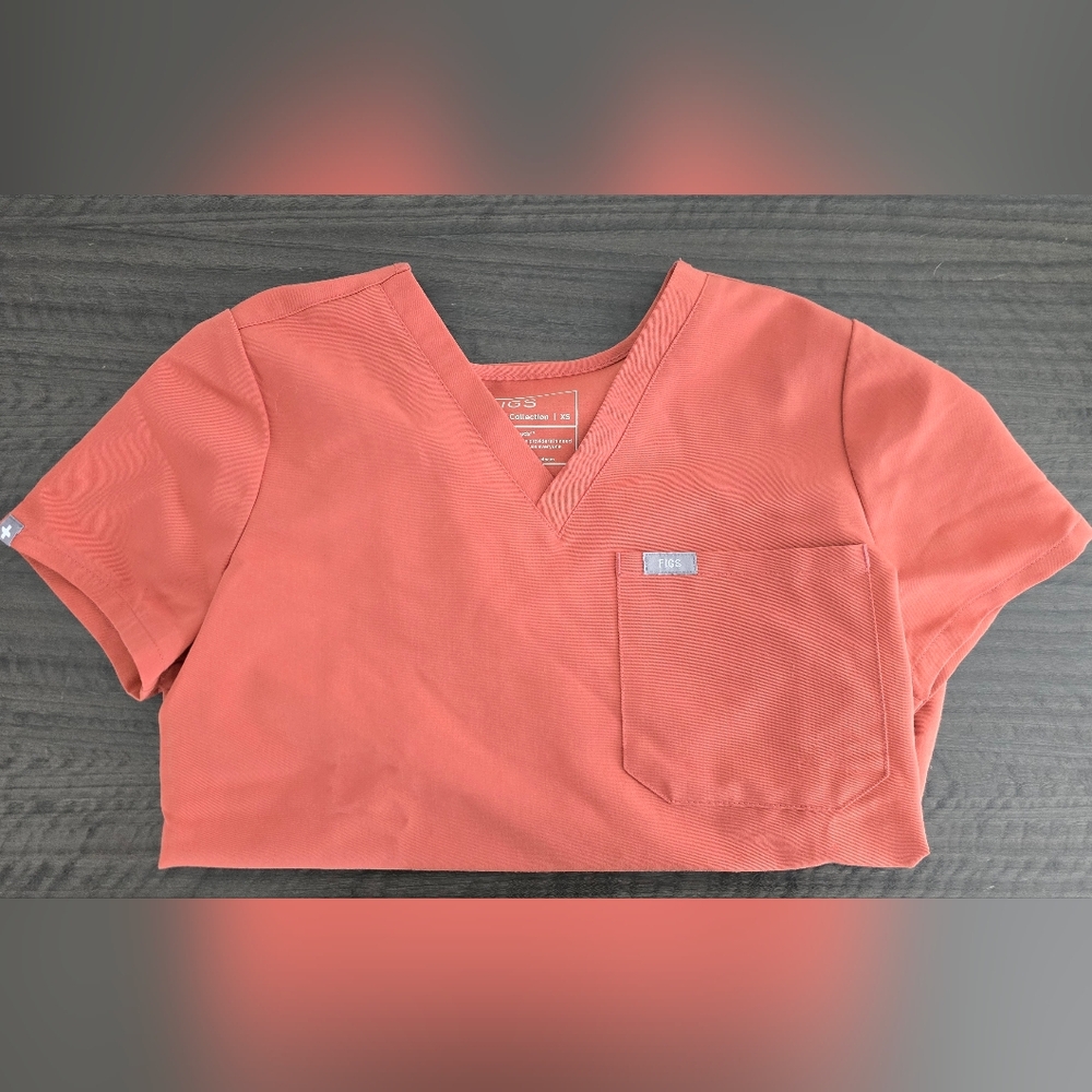 FIGS Women's XS Terracotta V-Neck Scrub Top